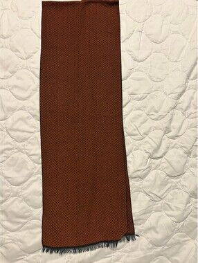 Brown Herringbone Patterned Scarf with Fringe Edges